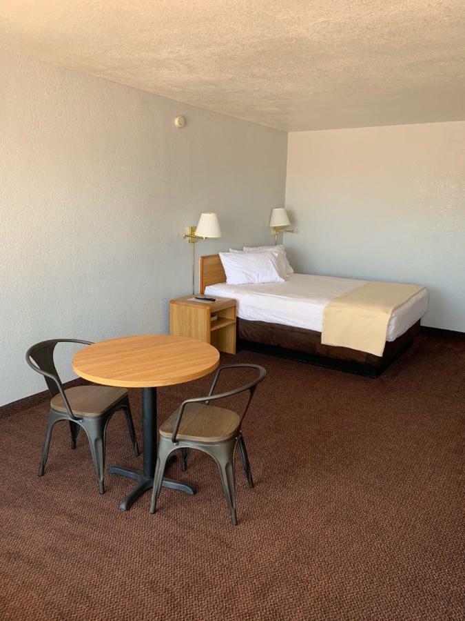 Ez 8 Motel Airporter Phoenix Exterior foto